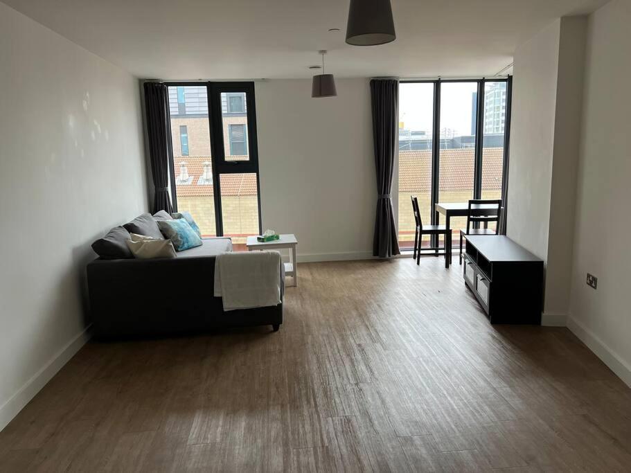Brand New Heart Of Birmingham One Bedroom Εξωτερικό φωτογραφία